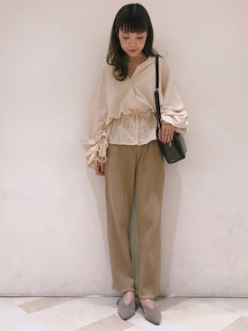 「mystic（ミスティック）の袖タックボリュームブラウス（シャツ/ブラウス）」を使った、C.Yamamotoさん（レディース・162cm）の冬コーディネート