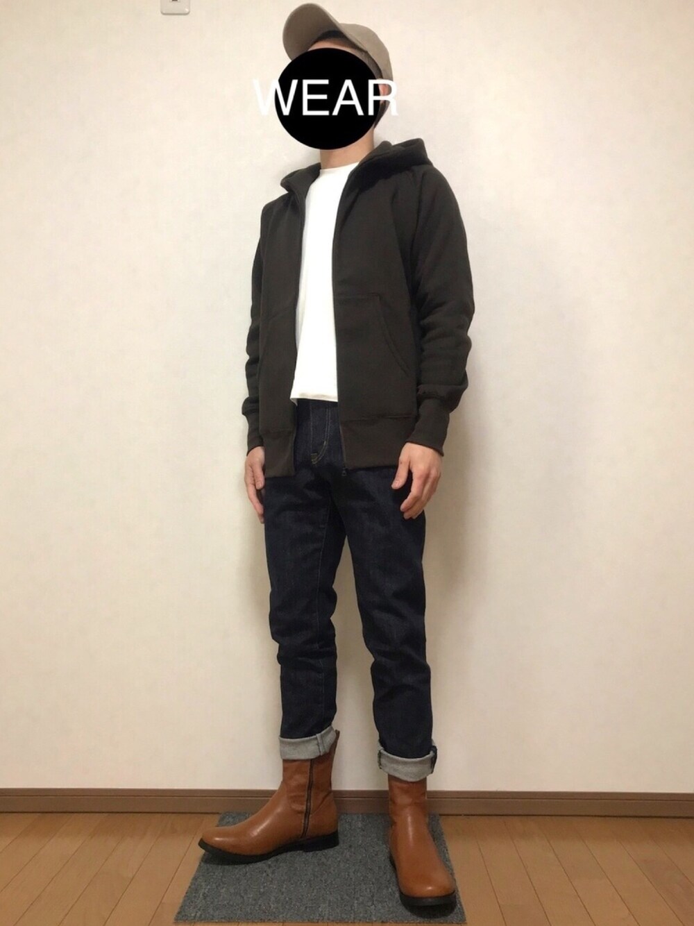 「ブラウン色に染まれ、おしゃれさんと繋がりたい、KOE、zozoデニム、improves、ブーツ、パーカー、スキニーデニム、シンプル」｜「koeのTC裏起毛ジップフーディー（パーカー、ブラウン系）」を使った、DAISUKEさん（メンズ・166cm）の冬コーディネートの1枚目の写真