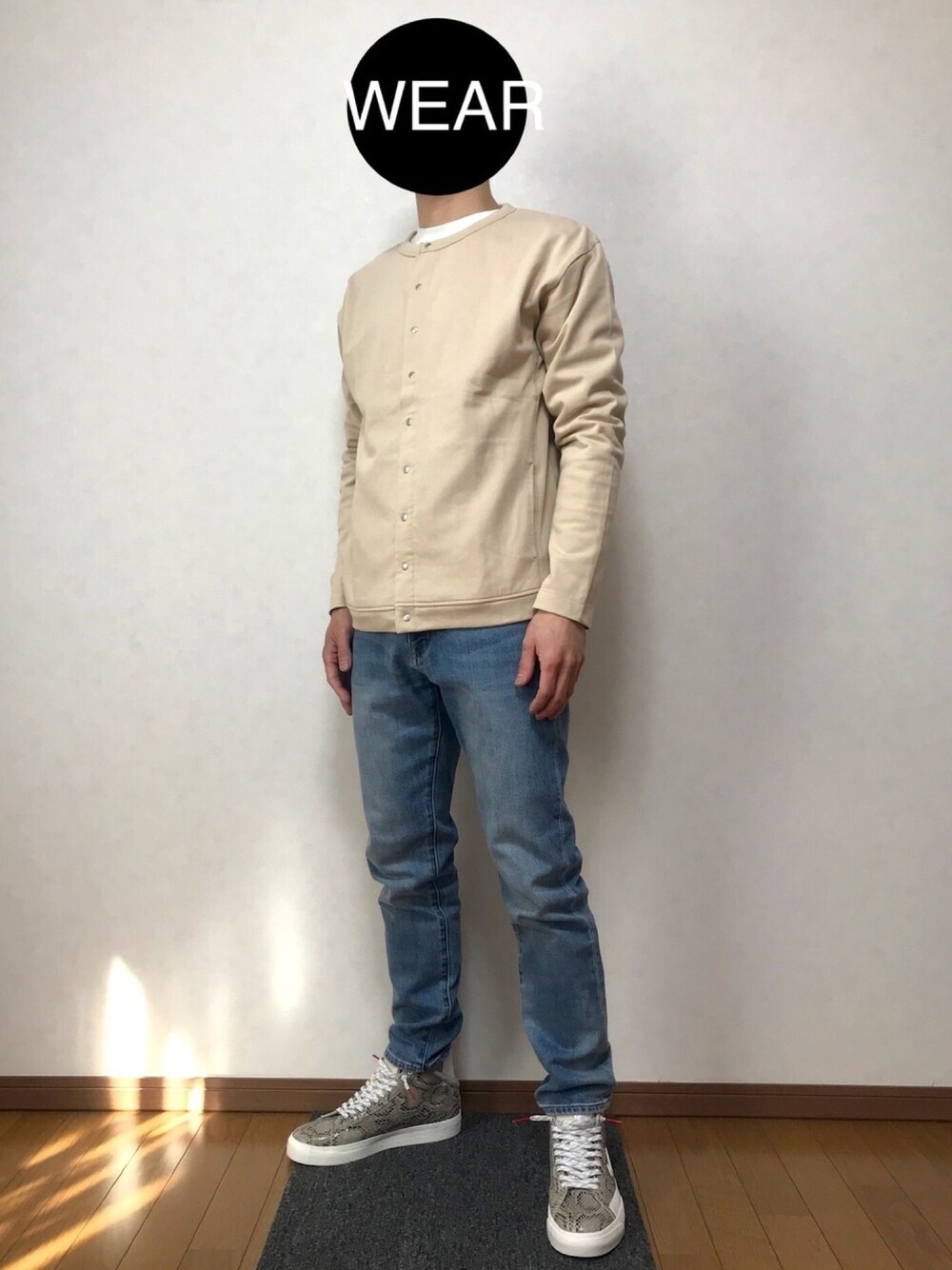 「NIKE、CIAOPANIC TYPY、zozoデニム、おしゃれさんと繋がりたい、シンプル、スニーカー、カーディガン、いいね、save、フォローお願いします🤑、パステル映える春、パステルカラー」｜「CIAOPANIC TYPYのコットントリコットスナップカーデ（カーディガン/ボレロ、ホワイト系）」を使った、DAISUKEさん（メンズ・166cm）の春コーディネートの1枚目の写真
