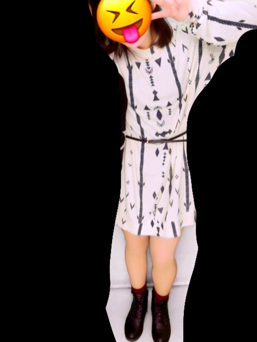 「ワンピース、春コーデ、かわいい系」｜「AVAN LILYのオルテガギャザースリーブOP（ワンピース、ホワイト系）」を使った、みさん（レディース・159cm）の春コーディネートの1枚目の写真