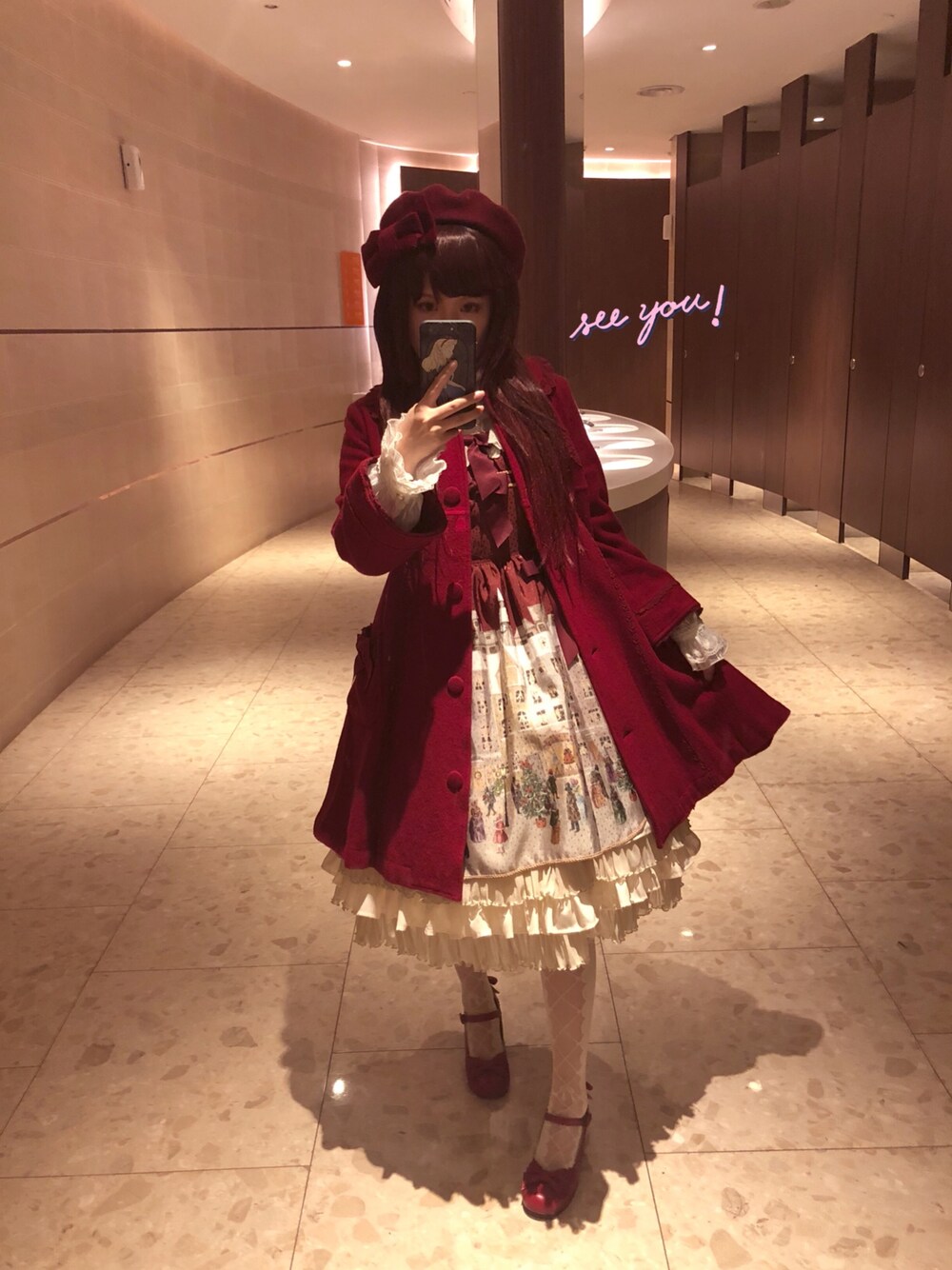 「冬コーデ、lolitafashion、christmas」｜「BABY,THE STARS SHINE BRIGHTのアイテム（ダッフルコート、レッド系）」を使った、逆卷莉亞さん（レディース・164cm）の冬コーディネートの1枚目の写真