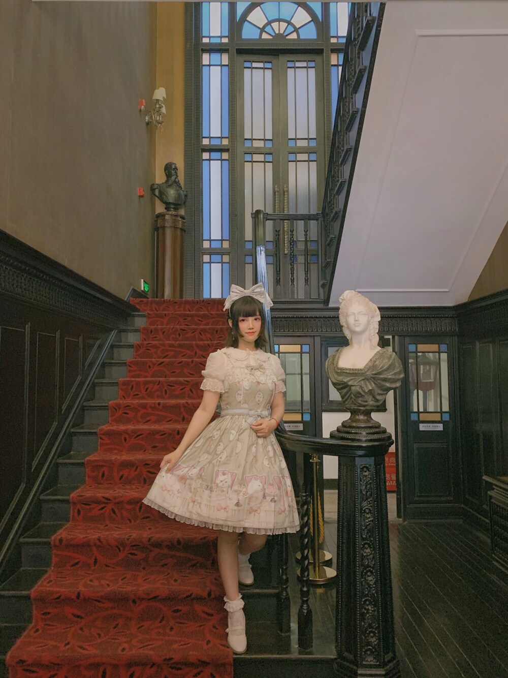 「afternoon tea」｜「BABY,THE STARS SHINE BRIGHTのアイテム（スカート、グレー系）」を使った、逆卷莉亞さん（レディース・164cm）の夏コーディネートの1枚目の写真