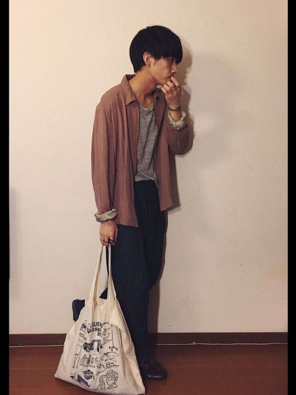 「FilMelangeの【FilMelange】DIZZ（Tシャツ/カットソー、グレー系）」を使った、old_goldさん（メンズ・170cm）の夏コーディネートの1枚目の写真