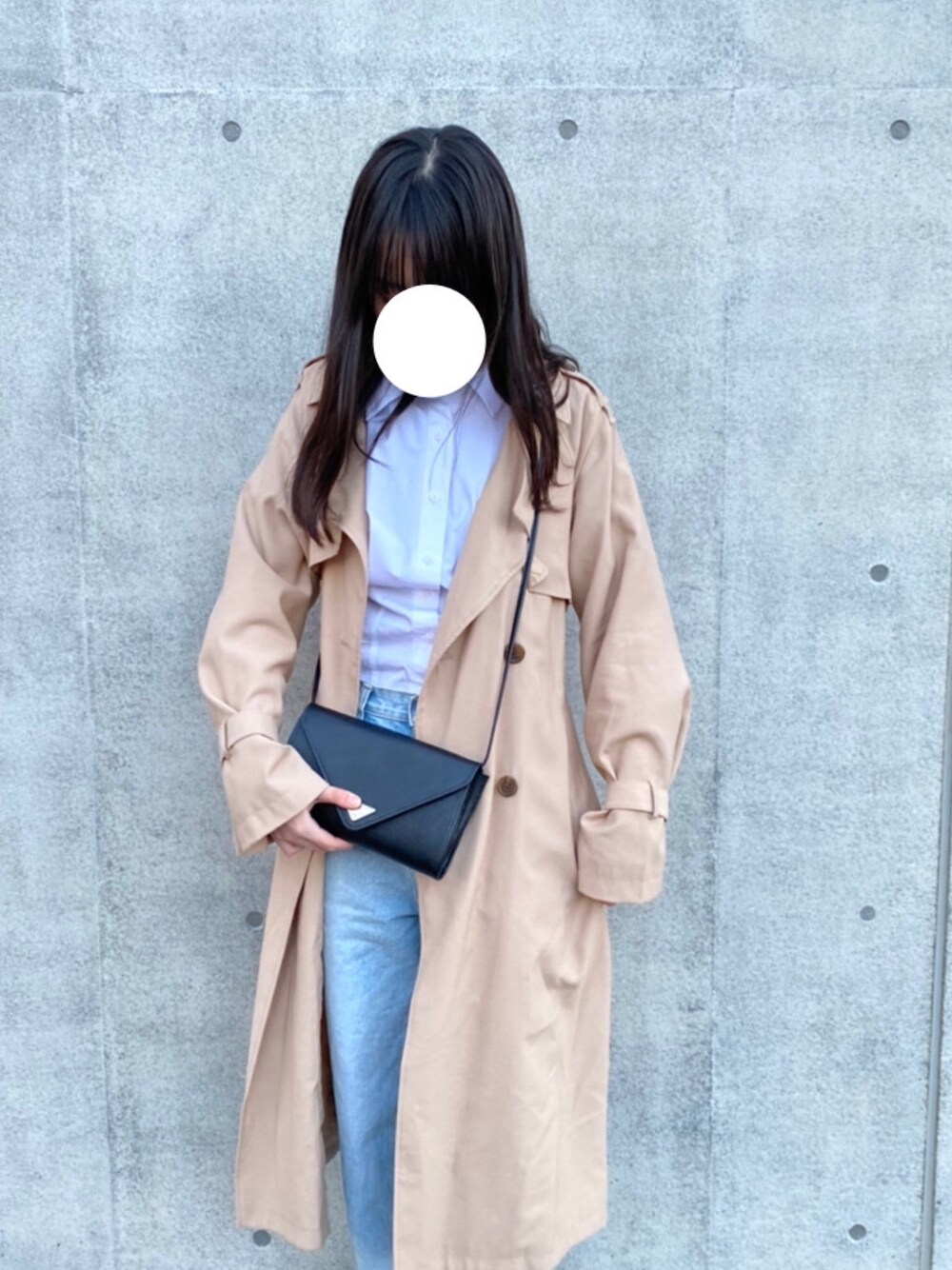 「春、春コーデ、オトナカジュアル、パンツスタイル、ベージュコーデ、フォローミー、相互フォロー、おしゃれさんと繋がりたい」｜「one after another NICE CLAUPの身長別トレンチコート（トレンチコート、ベージュ系）」を使った、cocoさん（レディース・167cm）の春コーディネートの1枚目の写真