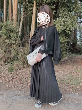 「アイテム（クラッチバッグ、ホワイト系）」を使った、futaさん（レディース・152cm）の冬コーディネート
