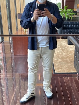 「Abercrombie&Fitch（アバークロンビーアンドフィッチ）のアイテム（Tシャツ/カットソー）」を使った、8128さん（メンズ・173cm）の秋コーディネート