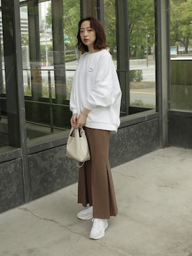 「snidel」｜「アイテム（スウェット）」を使った、Rukaさん（レディース・162cm）の春コーディネート