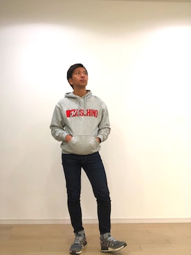 「モスキーノ」｜poji さん（メンズ・170cm）の春コーディネート