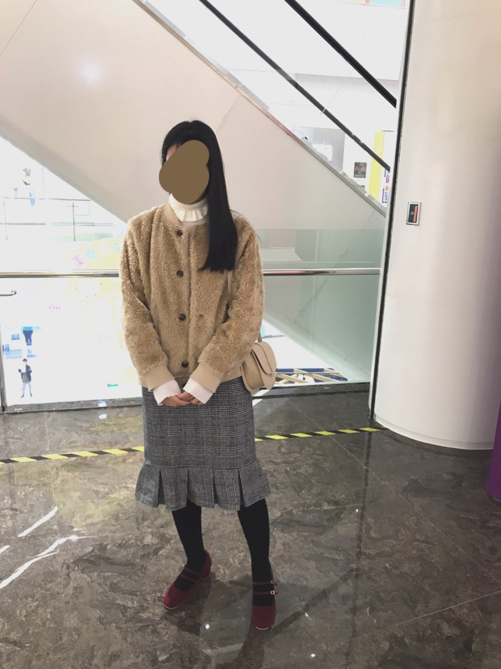 「オトナカジュアル、カジュアル、ゆるコーデ、秋冬コーデ、休日コーデ、ootd、UNIQLO、秋のコーデ」｜「UNIQLOのアイテム（ジャケット/アウター、ベージュ系）」を使った、neneさん（レディース・163cm）の秋コーディネートの1枚目の写真
