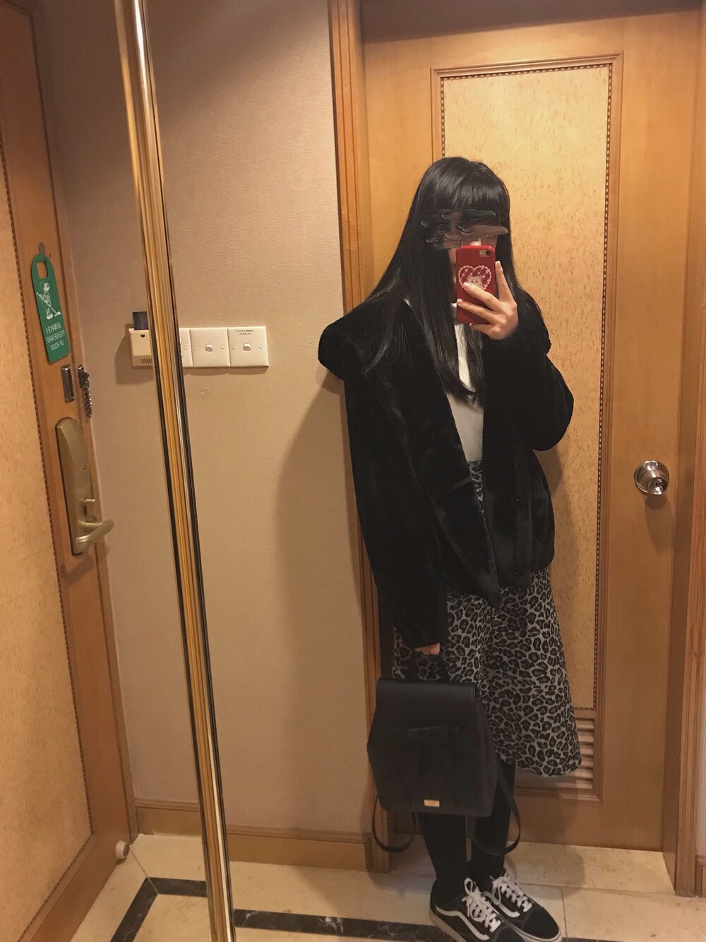「シンプル、カジュアル、ootd、黒」｜「Puellaのアイテム（ジャケット/アウター、ブラック系）」を使った、neneさん（レディース・163cm）の冬コーディネートの1枚目の写真