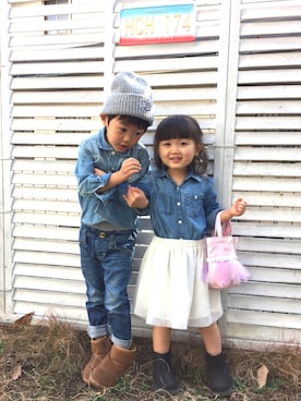 「Lee（リー）のアイテム（パンツ）」を使った、HINAHIMAさん（キッズ・100cm）の冬コーディネート