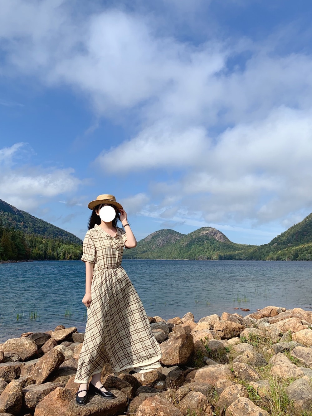 「LEBECCA boutique、LEBECCAboutique、BEAMS BOY、HARUTA」｜「LEBECCA boutiqueのアイテム（ワンピース、ベージュ系）」を使った、Mangojamさん（レディース・160cm）の秋コーディネートの1枚目の写真