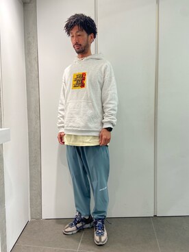 「BlackEyePatch（ブラックアイパッチ）のアイテム（パーカー）」を使った、LHP池袋スタッフ４さん（メンズ・170cm）の春コーディネート