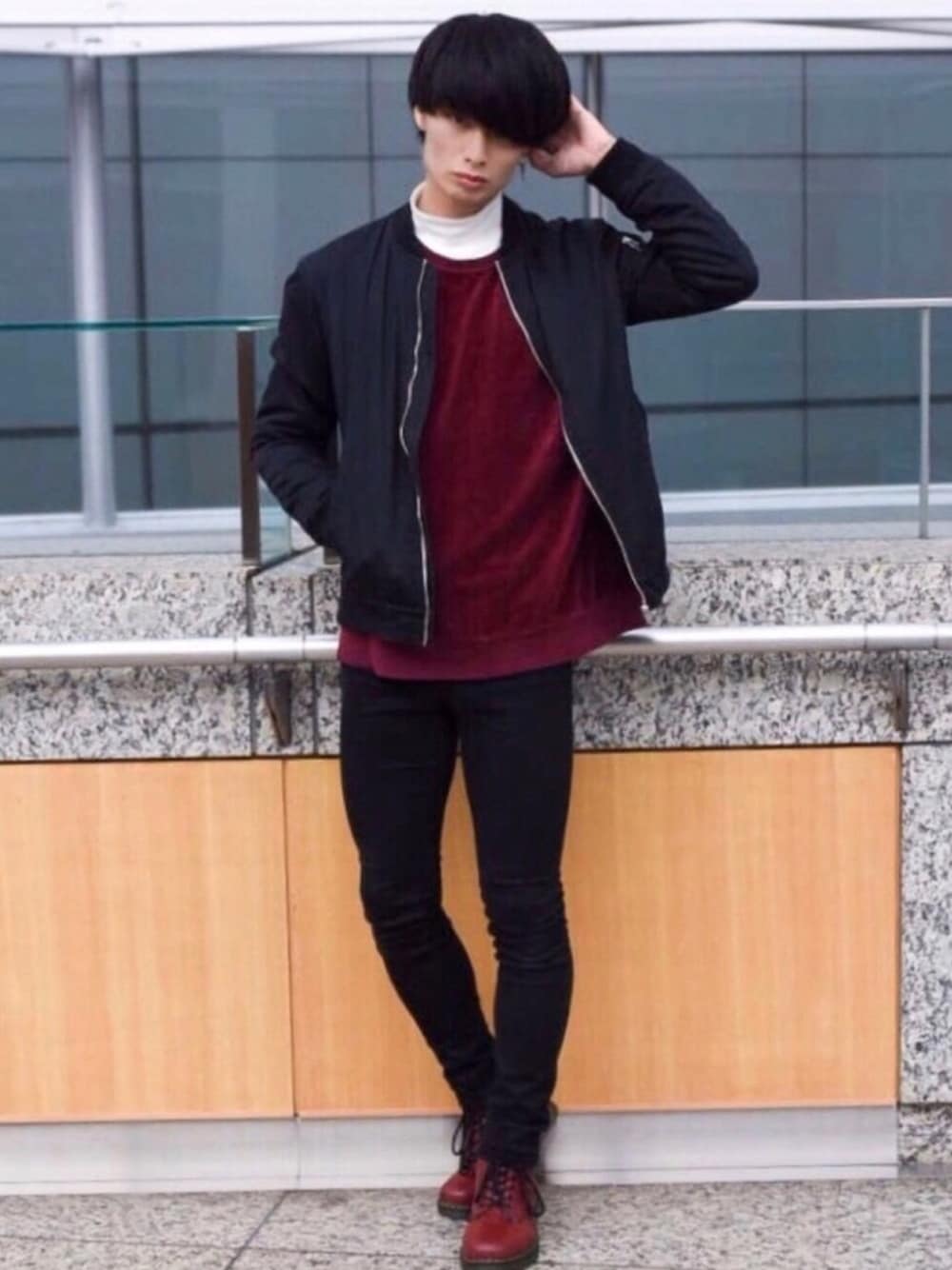 「秋のコーデ、冬コーデ、ミリタリー、男の子、おしゃれさんと繋がりたい、フォローミー、ブラック、オトナカジュアル、大学生」｜「RAGEBLUEの＜人気No.1アウター＞ストレッチMA-1/713130（MA-1、ブラック系）」を使った、fuma<GUstylist>さん（メンズ・175cm）の秋コーディネートの1枚目の写真
