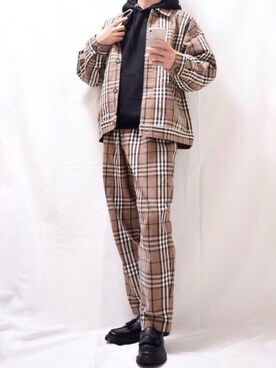 「プルオーバーパーカー」｜「アイテム（ローファー）」を使った、fuma<GUstylist>さん（メンズ・175cm）の冬コーディネート
