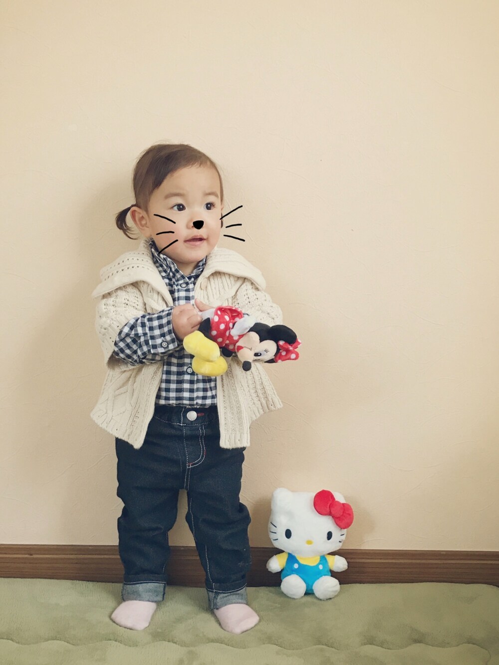「大人カジュアル、converse、ブロックチェック、シャツ、シャツスタイル、女の子、1歳半、1歳半 女の子、おんなのこ」｜「Seraphのアイテム（シャツ/ブラウス、その他）」を使った、akip0n☆ma0nさん（キッズ・80cm）の春コーディネートの1枚目の写真