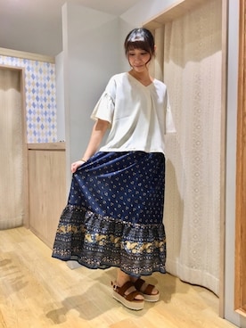 Tシャツ カットソーを使った エスニックスカート の人気ファッションコーディネート Wear