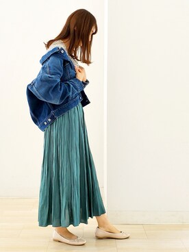 「AMERICAN HOLIC（アメリカンホリック）のソフトプリーツギャザーロングスカート① ＊（スカート）」を使った、てぃなみーさん（レディース・162cm）の春コーディネート