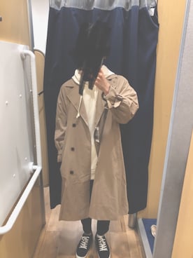 「アイテム（トレンチコート、ゴールド系）」を使った、hunsさん（メンズ・170cm）の冬コーディネート