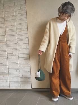 「アイテム（サロペット/オーバーオール、ブラウン系）」を使った、annさん（レディース・157cm）の冬コーディネート