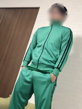 「緑」｜「アイテム（その他アウター）」を使った、のりのりさん（メンズ・163cm）の冬コーディネート