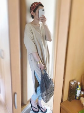 「ヘアバンド」｜「アイテム（ビーチサンダル）」を使った、かなっぺさん（レディース・166cm）の夏コーディネート