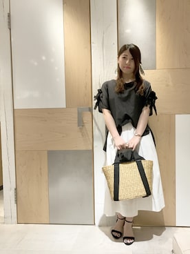 「MUUN（ムーニュ）のアイテム」を使った、koizumiさん（レディース・156cm）の春コーディネート