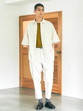 「nowm（ノウム）のアイテム（セットアップ）」を使った、ノウムさん（メンズ・184cm）の夏コーディネート