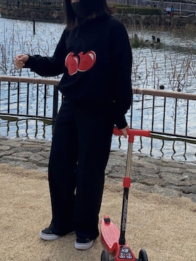 「KIRSH（キルシー）のアイテム（スウェット）」を使った、ことねさん（レディース・159cm）の冬コーディネート