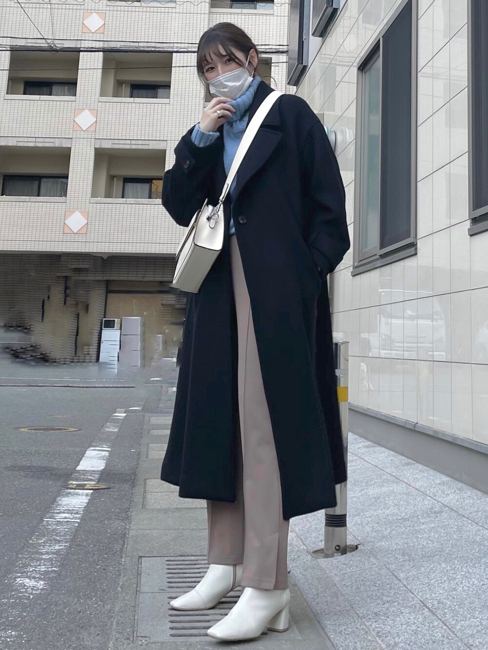 サイドスリットビックカラーコートを使った人気ファッション