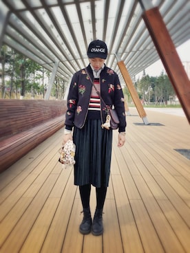 居居大人さんのコーディネート