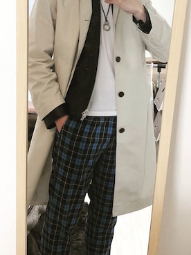 「HARE（ハレ）のアイテム（パンツ、ブルー系）」を使った、何夕さん（メンズ）の春コーディネート