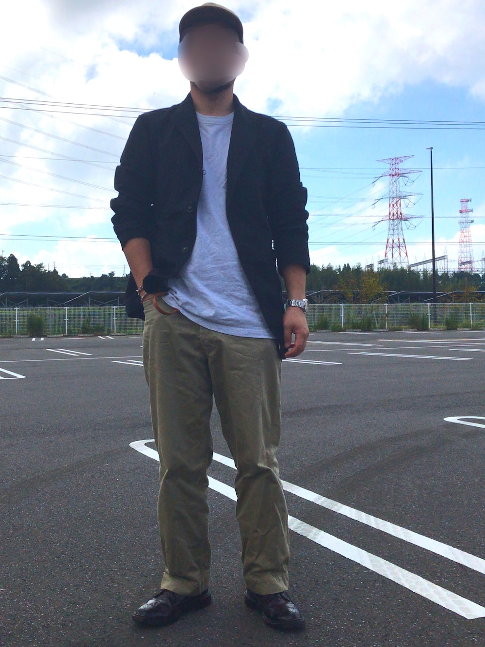 「ジャケットスタイル、ワイドパンツ」｜「Hender SchemeのHender Scheme 2 tone cap (bs-c-ttc)（キャップ、グリーン系）」を使った、orihciさん（メンズ・169cm）の秋コーディネートの1枚目の写真