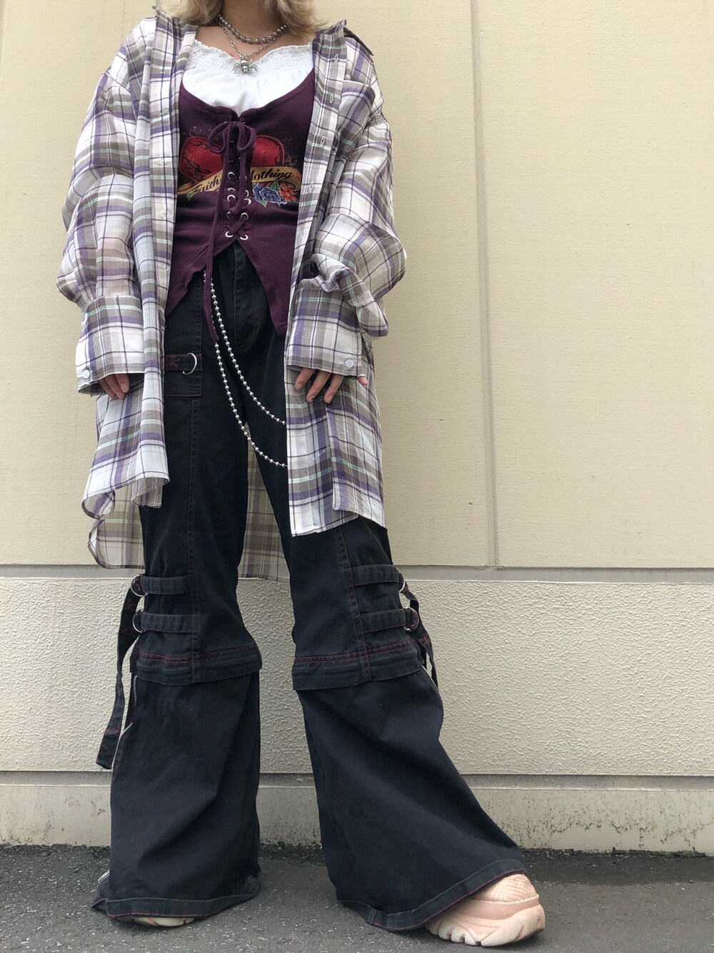 「LHP、chica、lhpprivatelab」｜「Chicaのchica/チカ/シースルーチェックシャツ BIGシルエット（シャツ/ブラウス、パープル系）」を使った、yunaさん（レディース・155cm）の春コーディネートの1枚目の写真