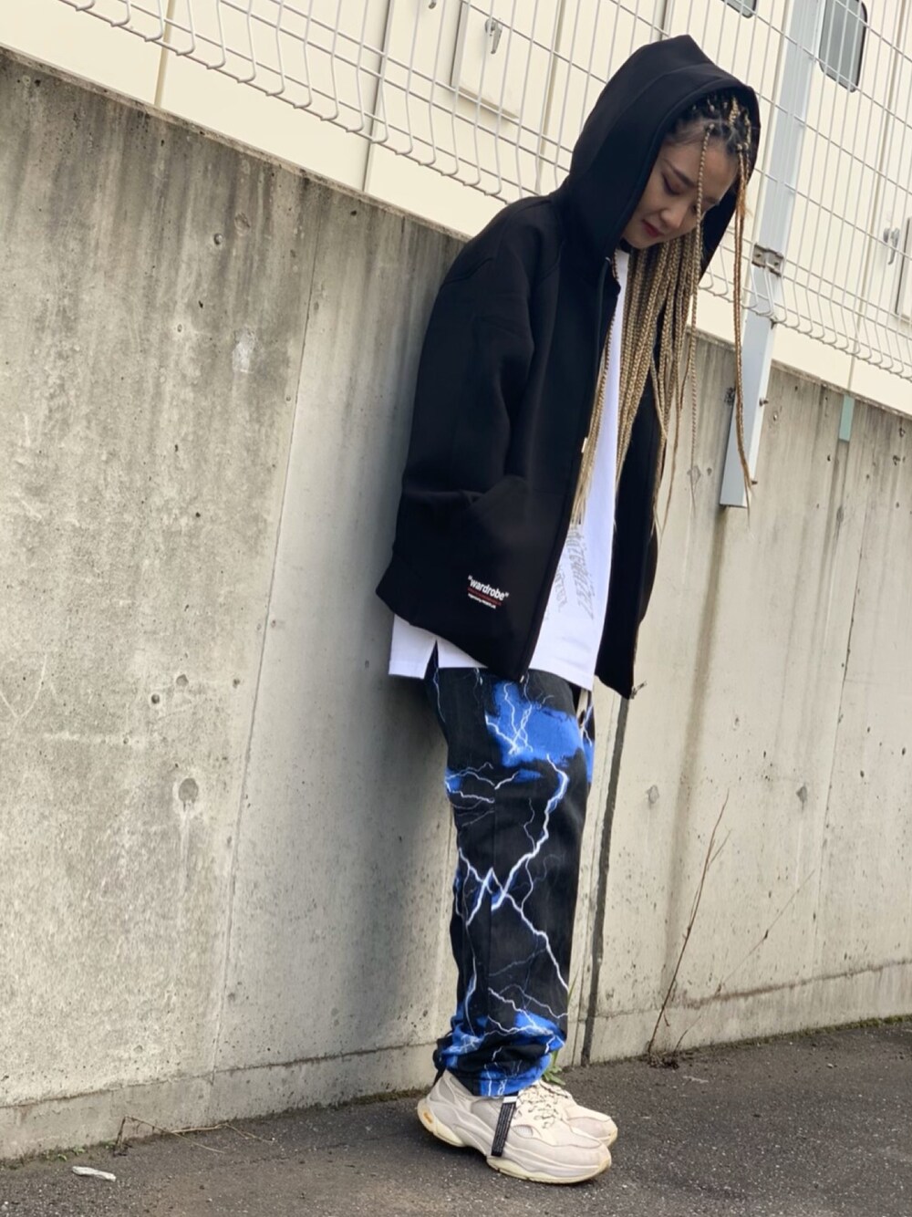「秋冬コーデ、LHP、lhpprivatelab、ストリート」｜「L.H.P Private Brandのアイテム（ジャケット/アウター、ブラック系）」を使った、yunaさん（レディース・155cm）の秋コーディネートの1枚目の写真