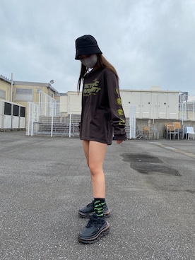 「pips（ピップス）のアイテム（トップス）」を使った、yunaさん（レディース・155cm）の秋コーディネート