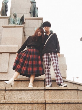 「GRAPEFRUITMOONのアイテム（スカート、レッド系）」を使った、美紅さん（レディース・162cm）の秋コーディネート