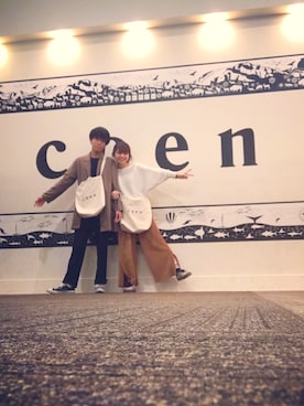 「coen（コーエン）の【2017FW新色登場】coen2WAYロゴトートバッグ（トートバッグ、ホワイト系）」を使った、美紅さん（レディース・162cm）の秋コーディネート