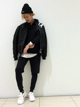 「グランジ」｜「アイテム（MA-1）」を使った、VENCE EXCHANGE MEN'S STAFFさん（メンズ・173cm）の春コーディネート