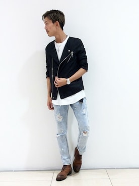 「ロング丈」｜「アイテム（ライダースジャケット）」を使った、VENCE EXCHANGE MEN'S STAFFさん（メンズ・173cm）の春コーディネート