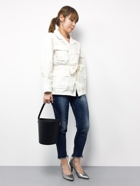 BLISS POINTのミリタリージャケットを使った人気ファッション