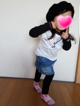 「西松屋（ニシマツヤ）のアイテム（デニムスカート、ブルー系）」を使った、Hi-mamaさん（レディース）の秋コーディネート