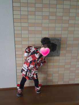 「韓国子ども服のアイテム（ジャケット/アウター、レッド系）」を使った、Hi-mamaさん（レディース）の秋コーディネート