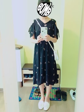 「スリッパ」｜「アイテム（スリッポン）」を使った、KOKONEさん（レディース・168cm）の夏コーディネート