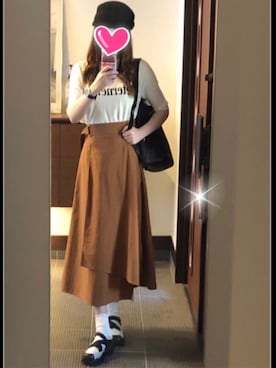 「3色コーデ」｜「アイテム（帽子）」を使った、致し方なく課金さん（レディース・156cm）の秋コーディネート