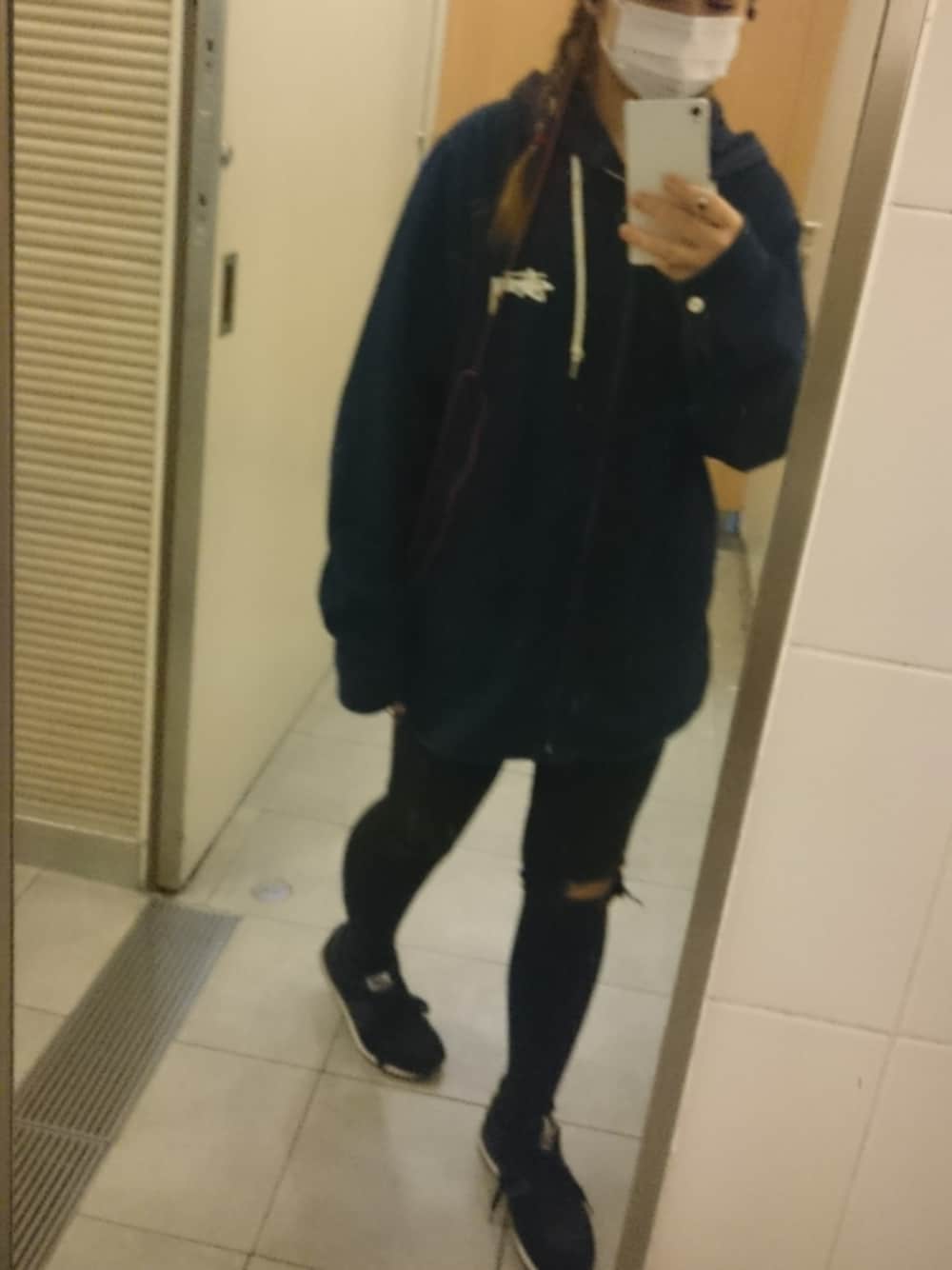 「デニムジャケット、stussy、New Balance、newbalance996」｜「STUSSYのアイテム（デニムジャケット、ブルー系）」を使った、seimaaさん（レディース・156cm）の夏コーディネートの1枚目の写真