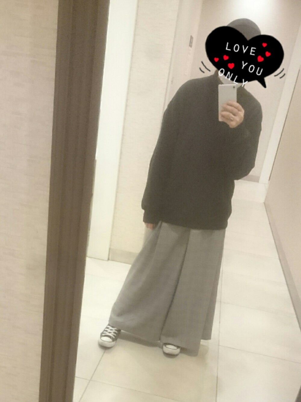 「URBANRESEARCHSENSEOFPLACE、SENSEOFPLACE、converse、秋のコーデ、大人カジュアル、ワイドパンツ、グレンチェック、グレンチェック柄パンツ、GU、キャップスタイル」｜「SENSE OF PLACE by URBAN RESEARCHのグレンチェックワイドパンツ（その他パンツ、その他）」を使った、seimaaさん（レディース・156cm）の秋コーディネートの1枚目の写真