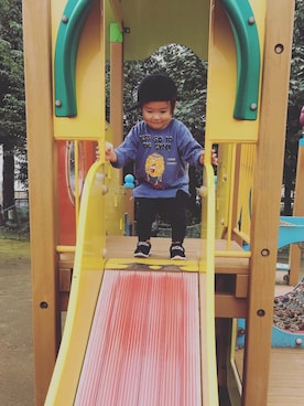 「ZARA KIDSのアイテム（Tシャツ/カットソー、ブルー系）」を使った、mNt15さん（キッズ・100cm）の秋コーディネート