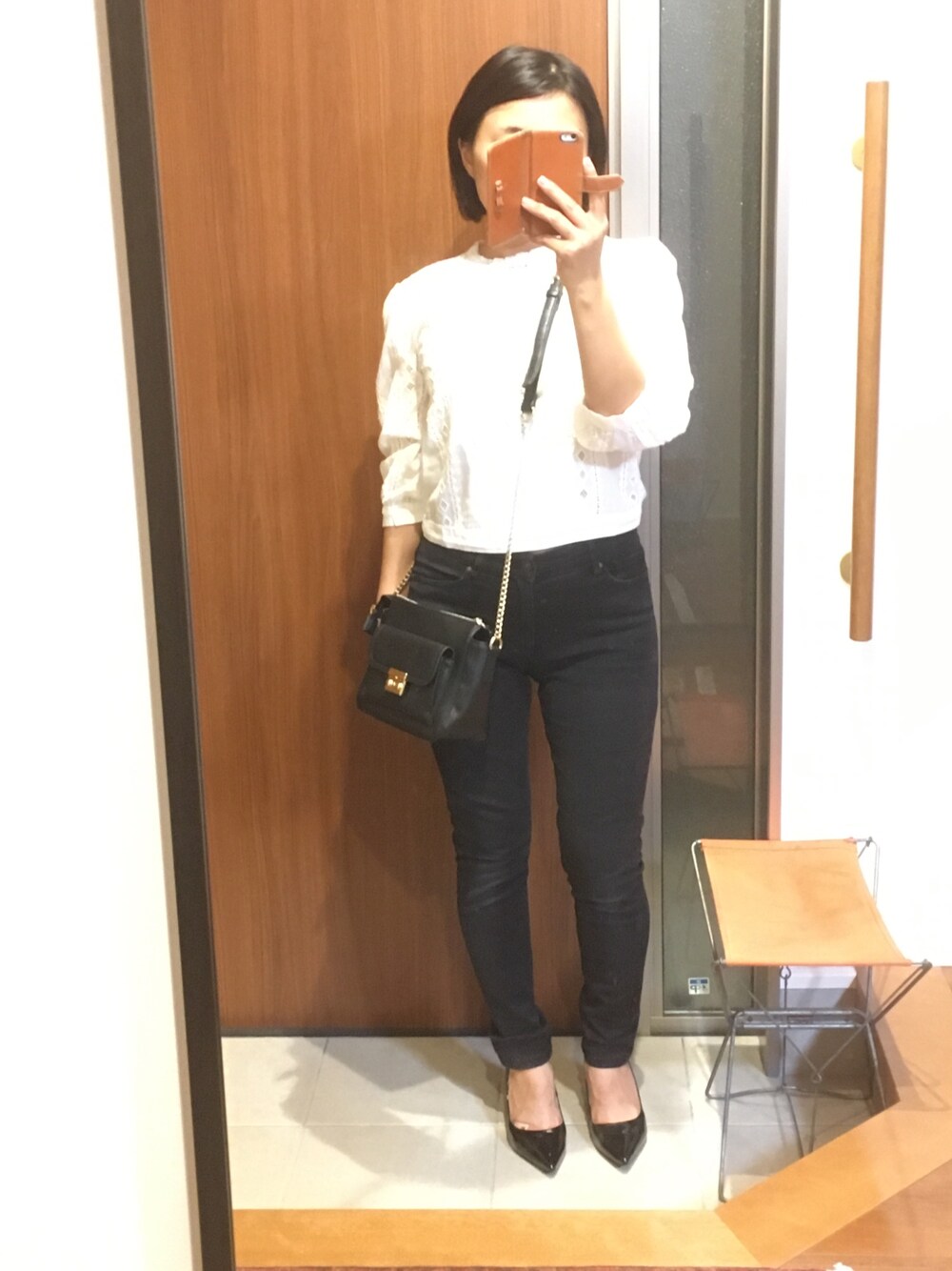 「ZARA、レースブラウス、チェーンバッグ、しまむら、WEGO、ハイウエスト、モノトーン、大人ガーリー」｜「ZARAのアイテム（その他、ホワイト系）」を使った、87picoさん（レディース・153cm）の秋コーディネートの1枚目の写真