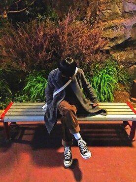 「リーバイス」｜「アイテム（ステンカラーコート）」を使った、としき∞さん（メンズ・166cm）の春コーディネート